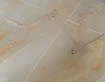 庆安瓷砖空鼓维修公司分享粘合剂选择不当在瓷砖铺贴过程中可能导致以下问题